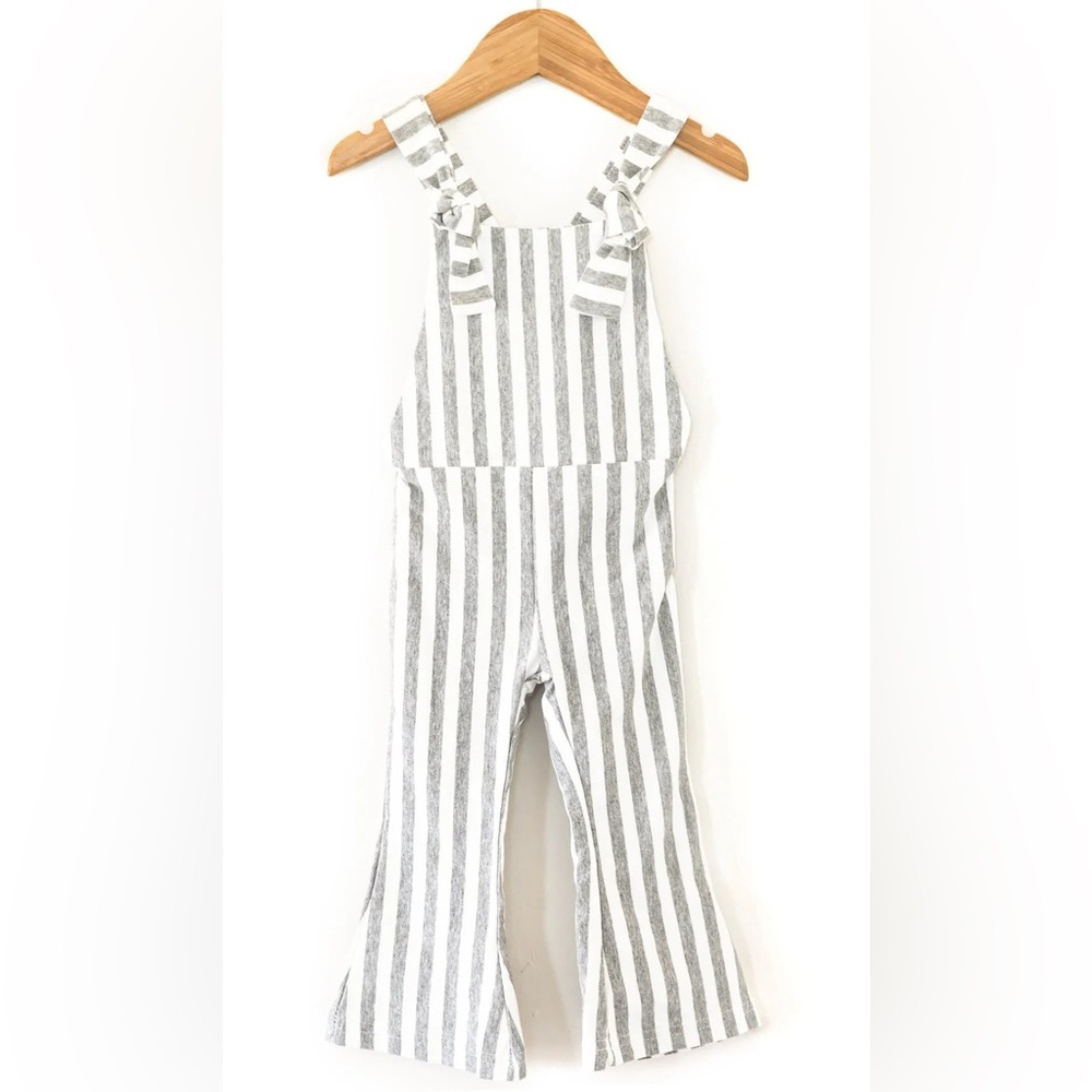 NWOT HIPPIE VIBES JUMPSUIT IN GRAY STRIPES Size 18-24M TODDLER 18-24M